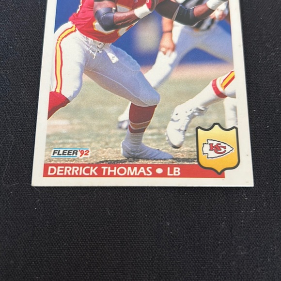 MINT KANSAS CHIEF DERRICK THOMAS LB 1992-Fleer Base Standard #184 - Picture 3 of 4
